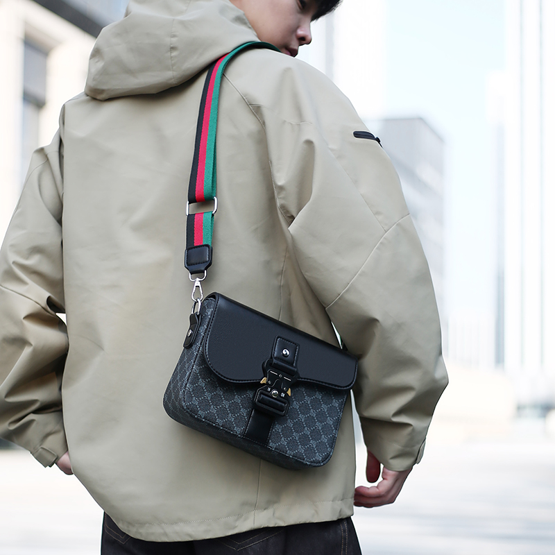 Borsa a tracolla da uomo con m - Fashion Harness Men recensione e prezzo